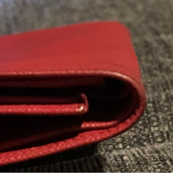 Prada Red Leather Bifold Wallet good pre-loved condition - Picture 7 of 15
